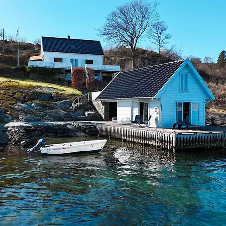 Sommerhytte Med Utsikt Og Bat Σπίτι διακοπών *