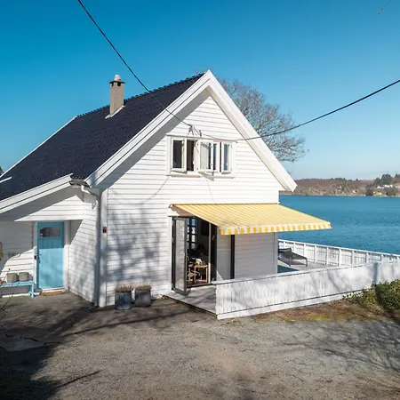 Sommerhytte Med Utsikt Og Bat